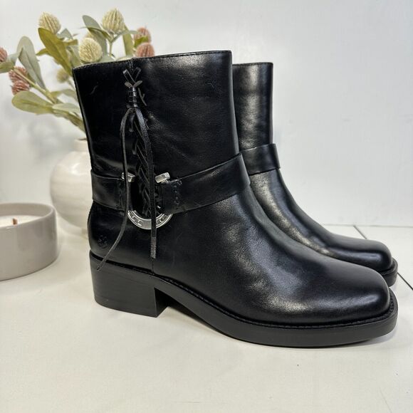 New Lucky Brand Kamany Leather Boot Black Horseshoe Shape Logo Women's 7M NWOB - Picture 1 of 11